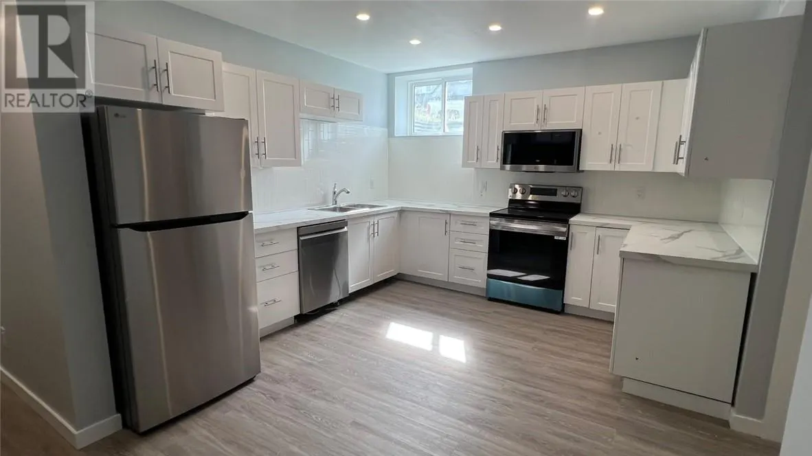 174 JEANINE Street Unit# Lower