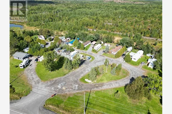 1035 Hwy 17 E