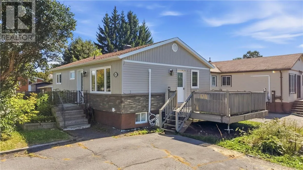 547 Alexander Street