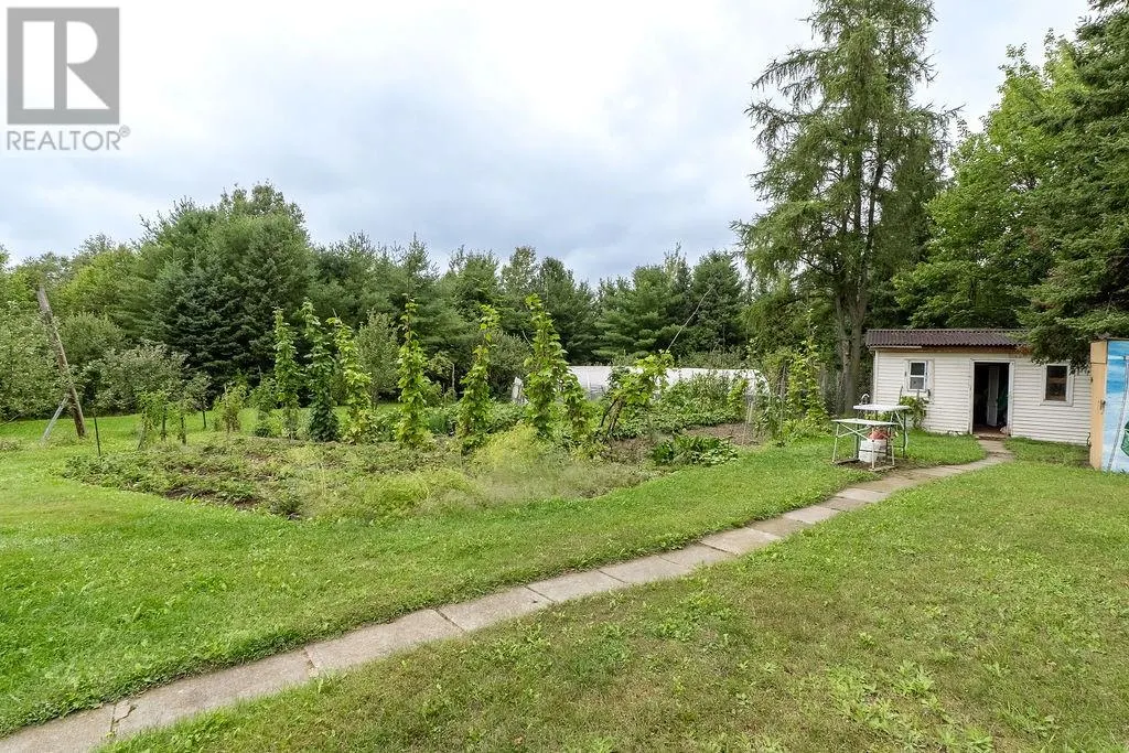3166 Algonquin Road