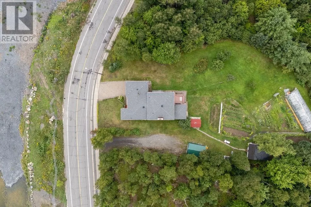 3166 Algonquin Road