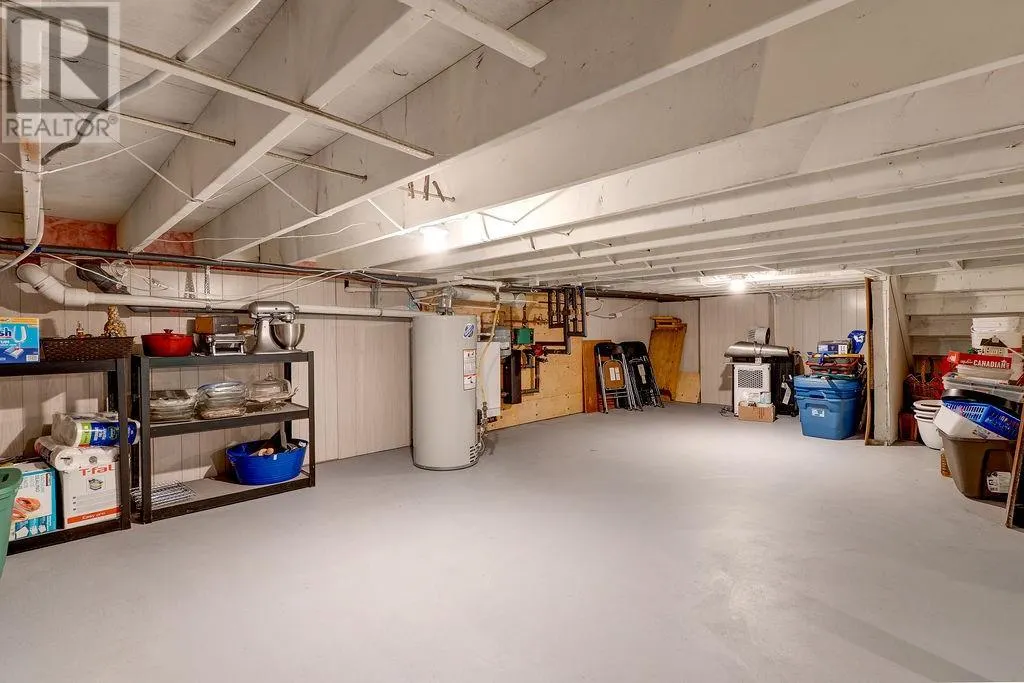 3166 Algonquin Road