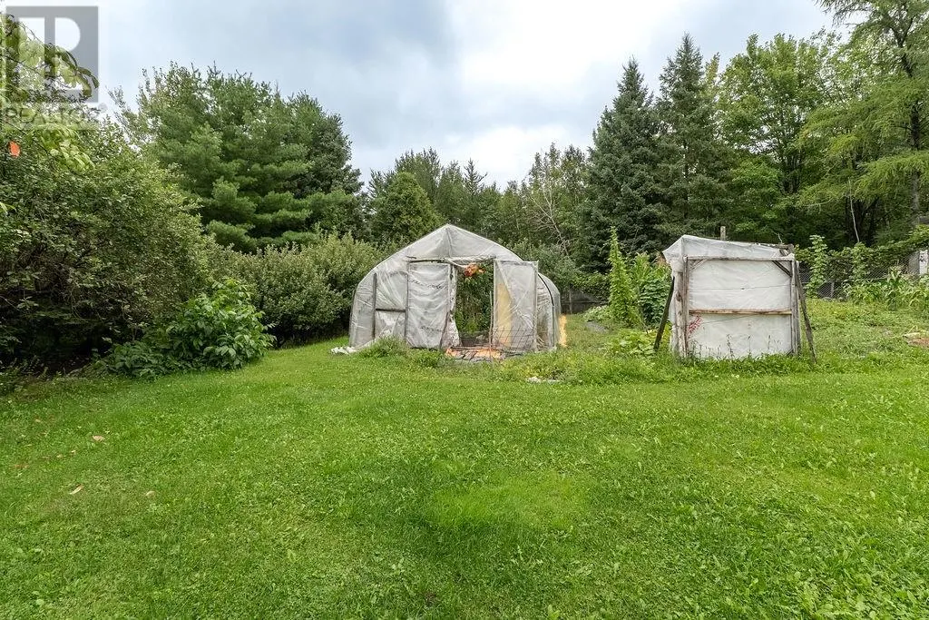 3166 Algonquin Road
