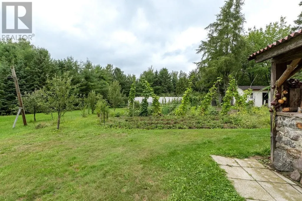 3166 Algonquin Road