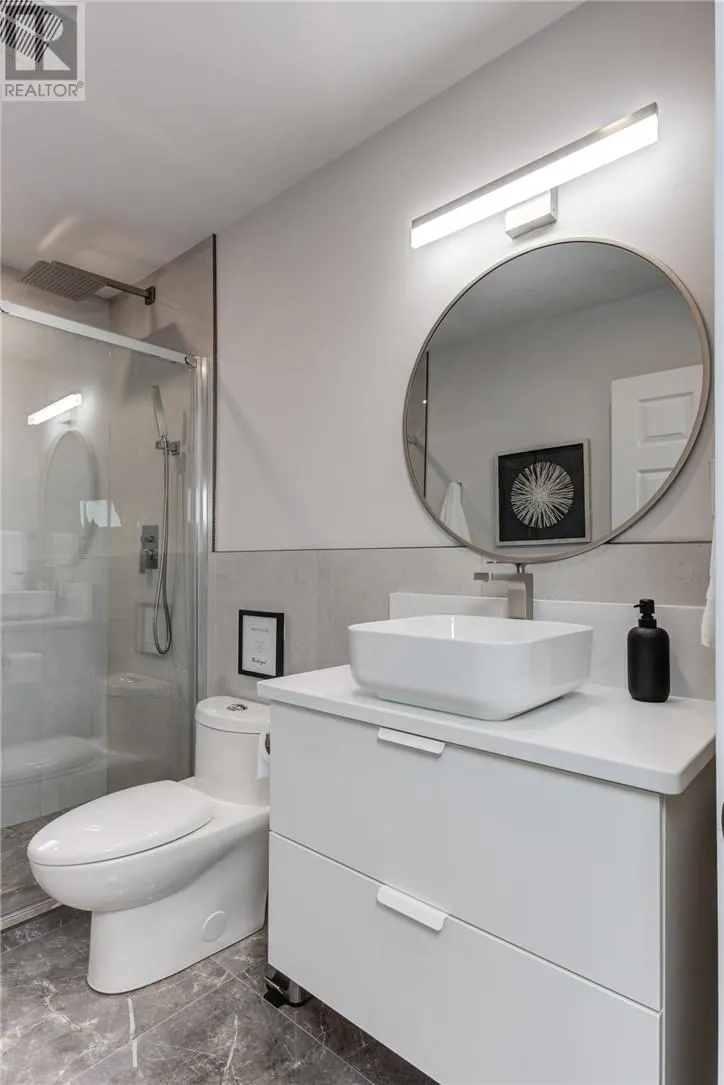 1246 Southview Drive Unit# Upper