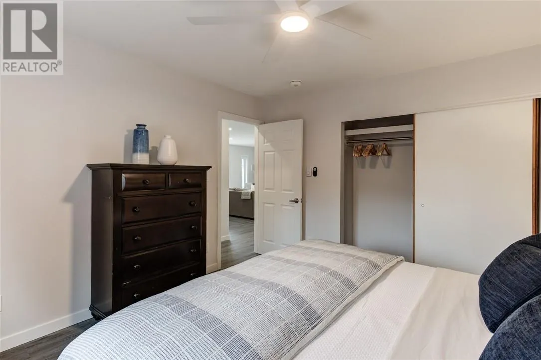 1246 Southview Drive Unit# Upper