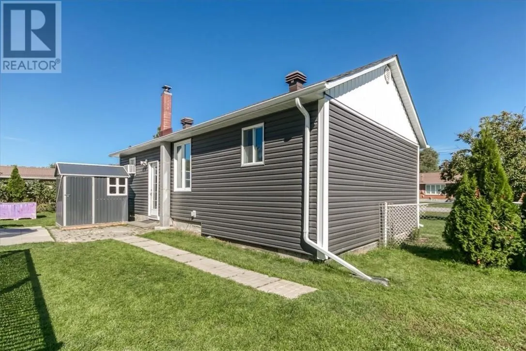 21 Roberta Avenue