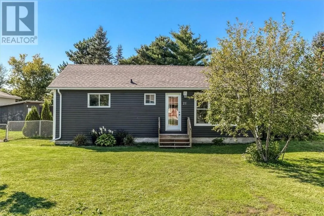 21 Roberta Avenue