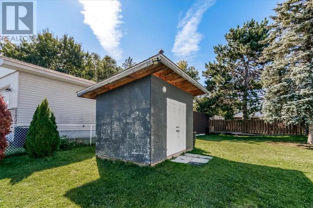 21 Roberta Avenue