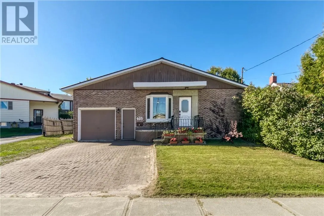 463 Albinson Street