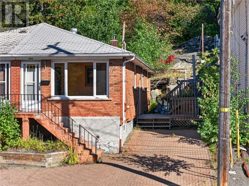 992 Martindale