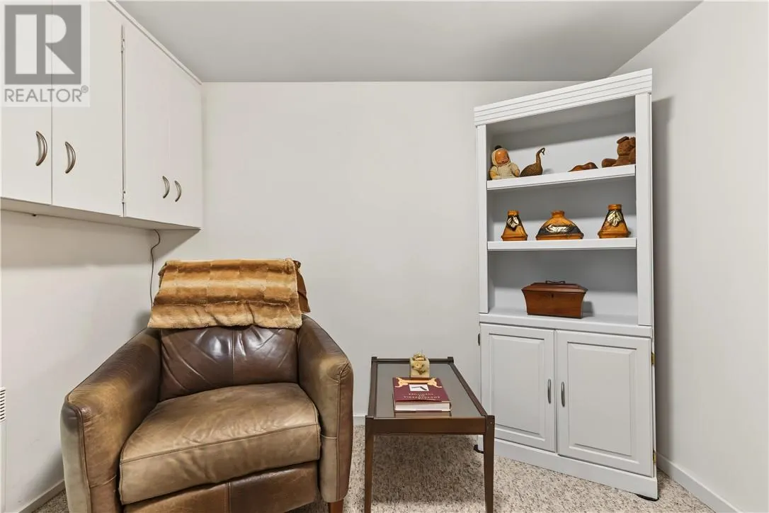 1243 Hawthorne Drive
