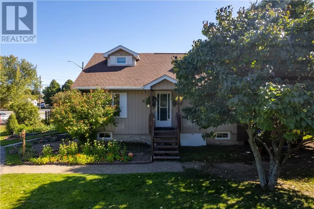 816 Danforth Avenue