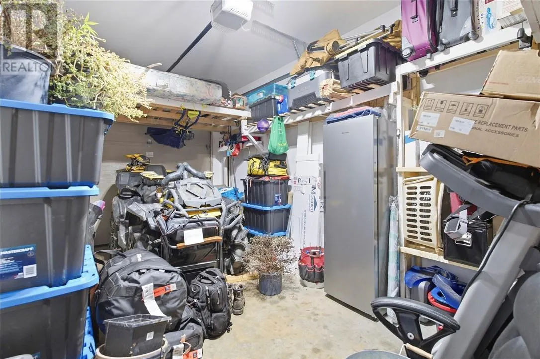 2512 Parkview Drive Unit# D11