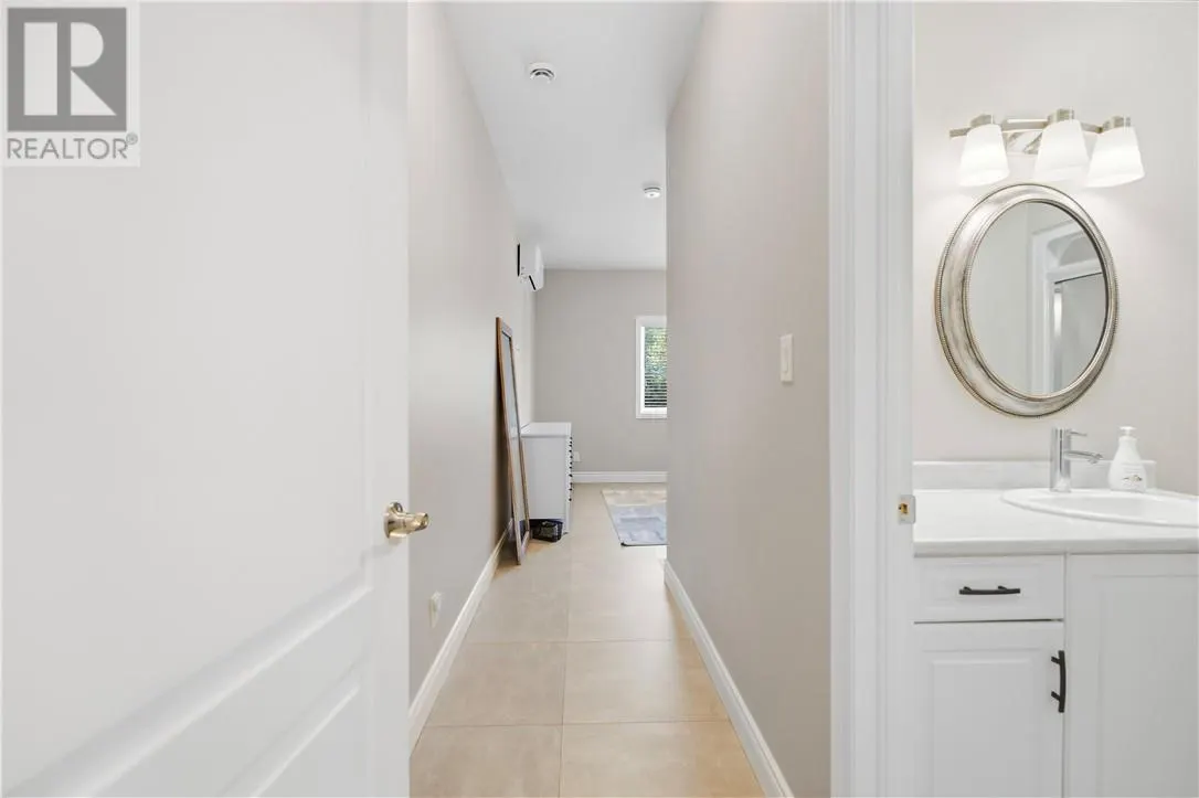 2512 Parkview Drive Unit# D11