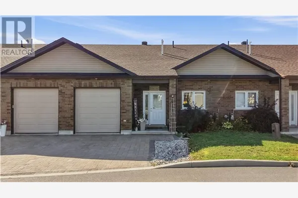 2512 Parkview Drive Unit# D11