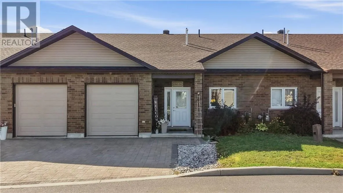2512 Parkview Drive Unit# D11