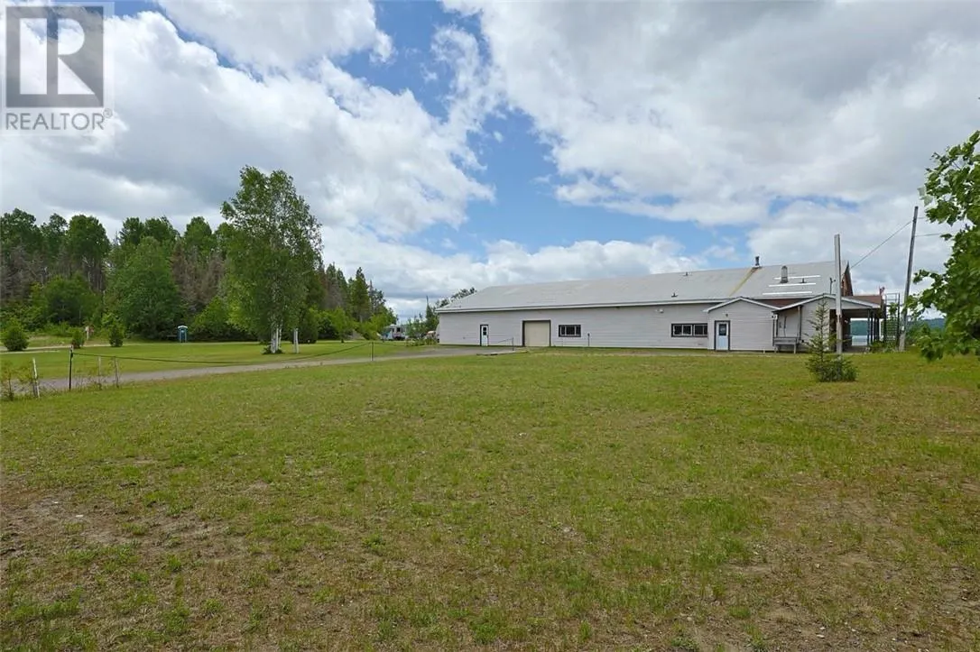 42 Elk's Club Road