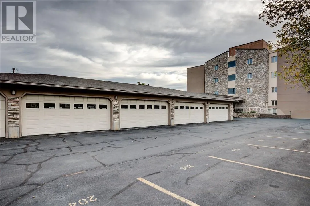 15 Maki Avenue Unit# 406