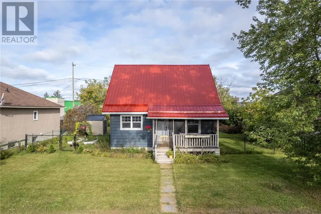 121 Mead Boulevard
