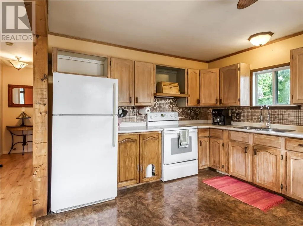 896 RED DEER LAKE ROAD N