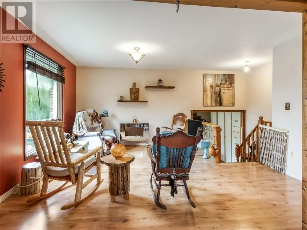 896 RED DEER LAKE ROAD N