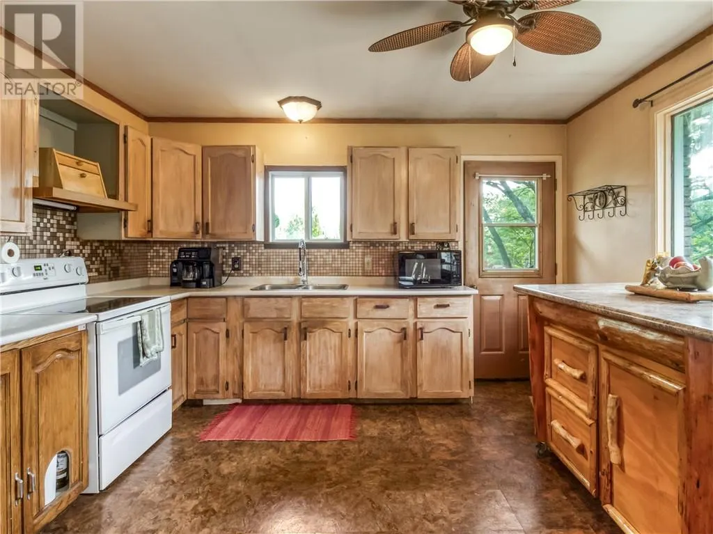896 RED DEER LAKE ROAD N