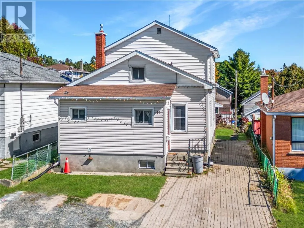 12 Gutcher Ave