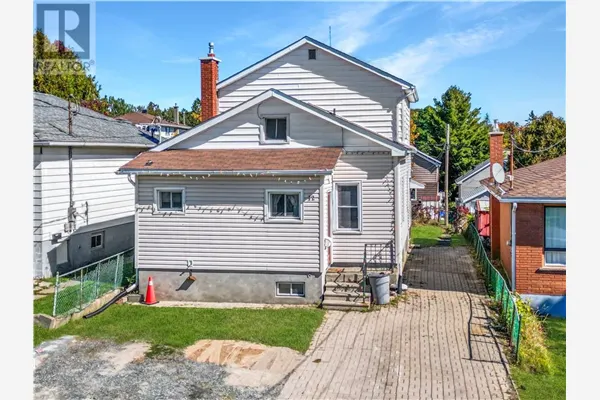 12 Gutcher Ave