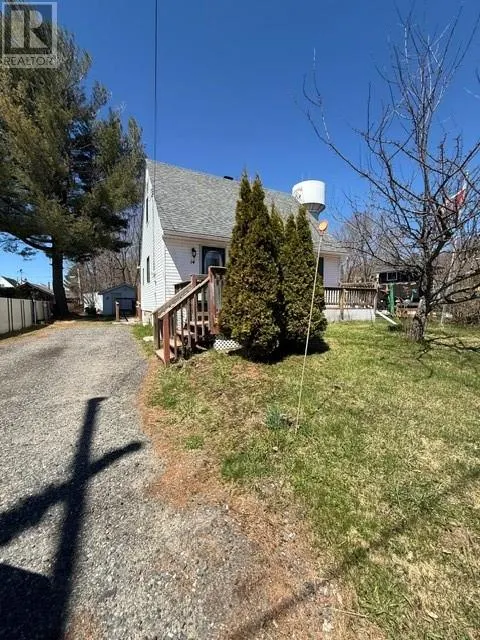 14 Cutler Avenue