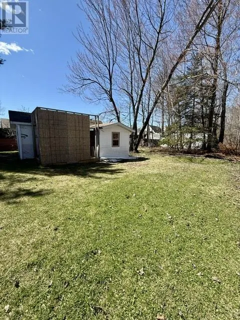 14 Cutler Avenue
