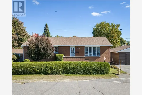 84 Neelon Avenue