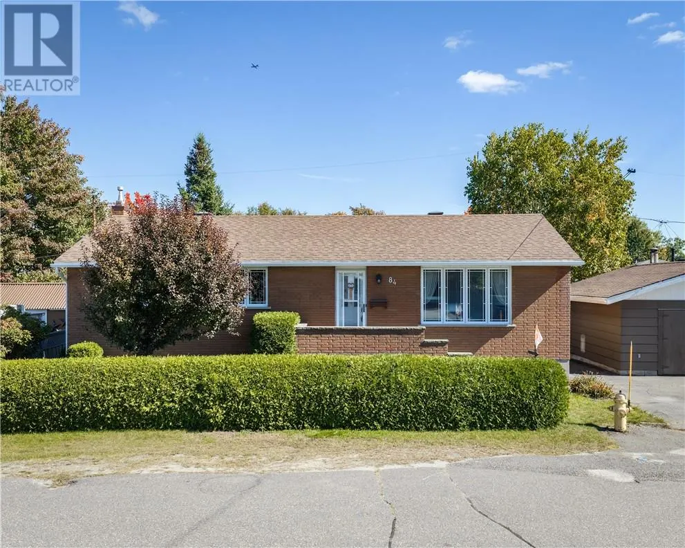 84 Neelon Avenue
