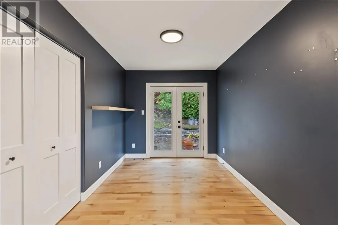 343 Sandra Boulevard