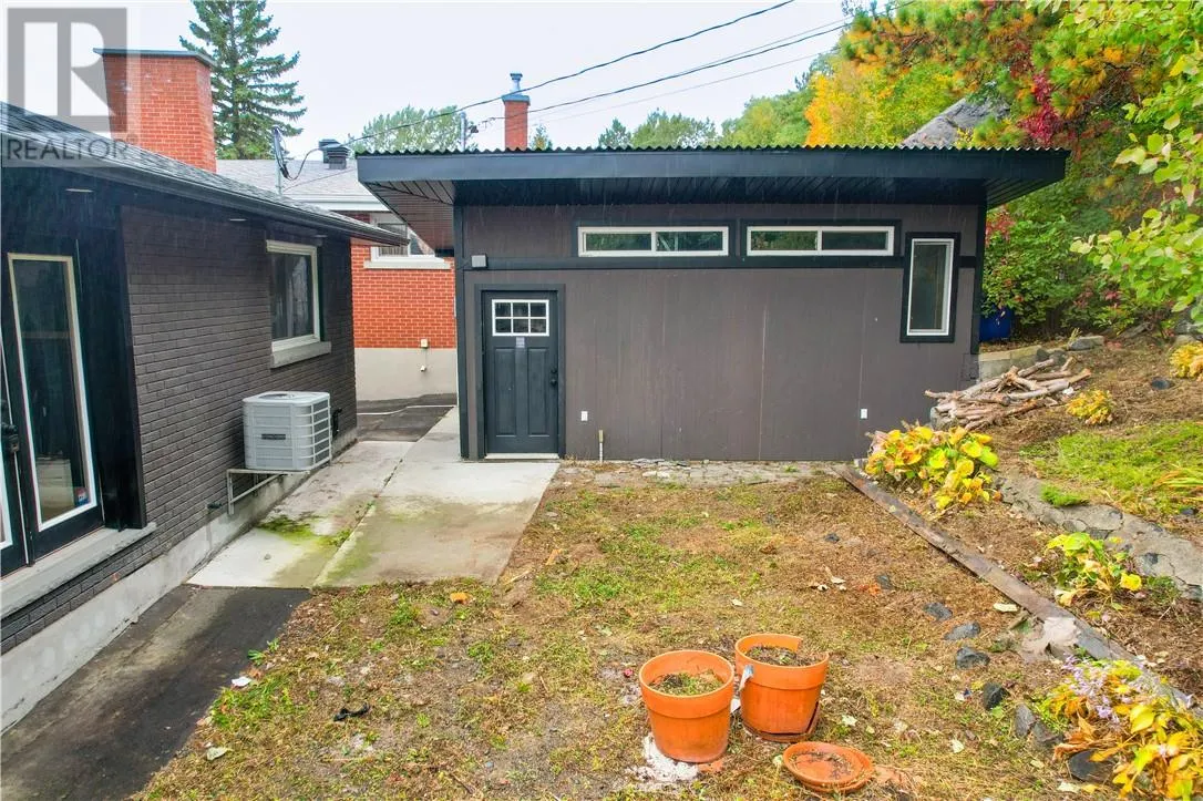 343 Sandra Boulevard