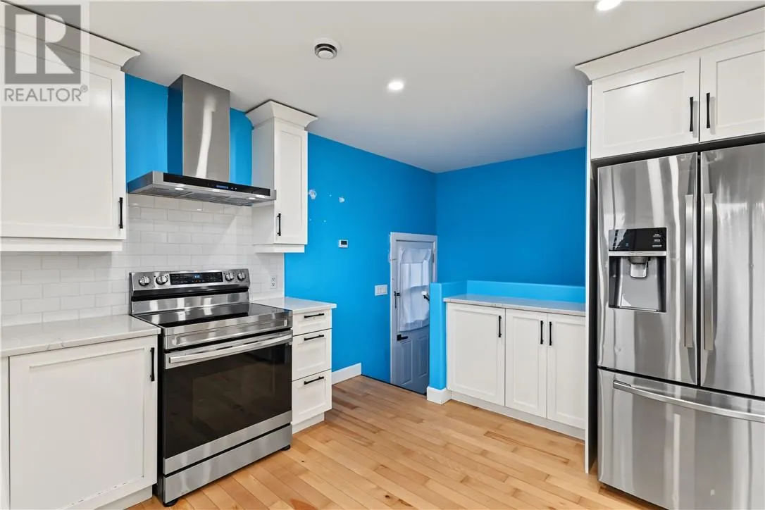 343 Sandra Boulevard