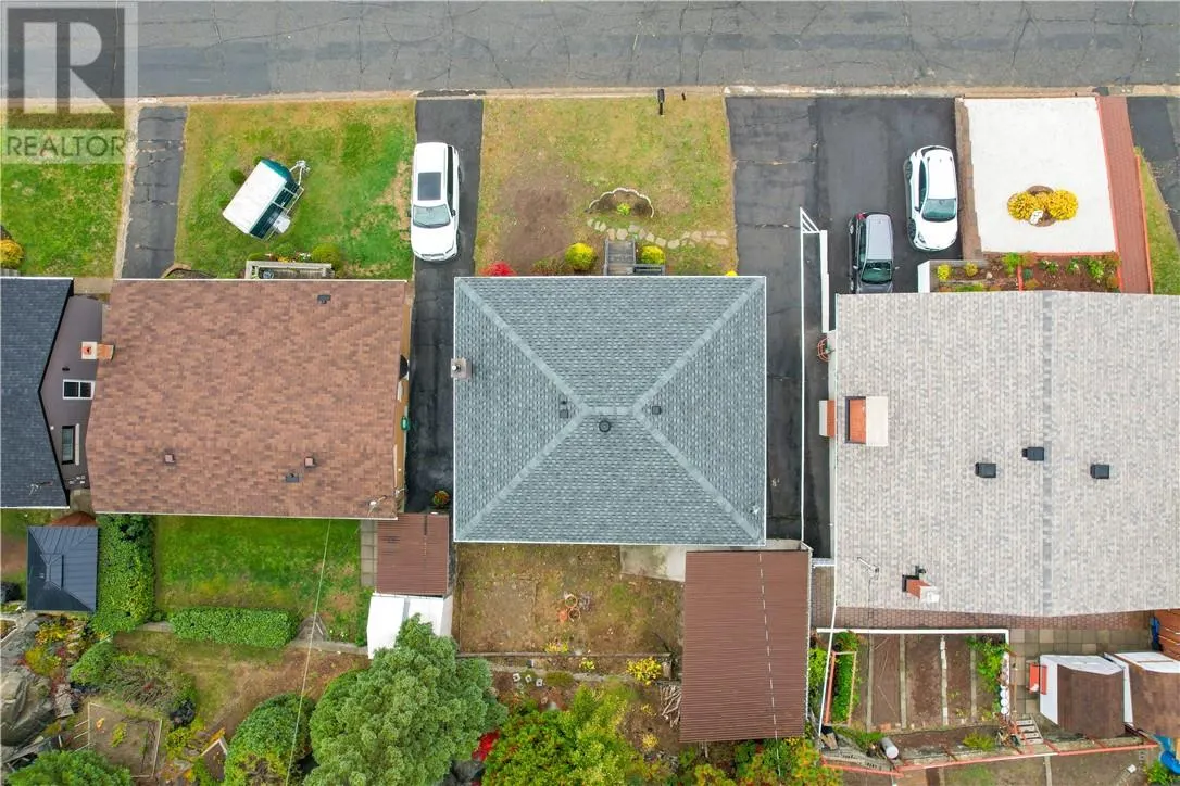343 Sandra Boulevard