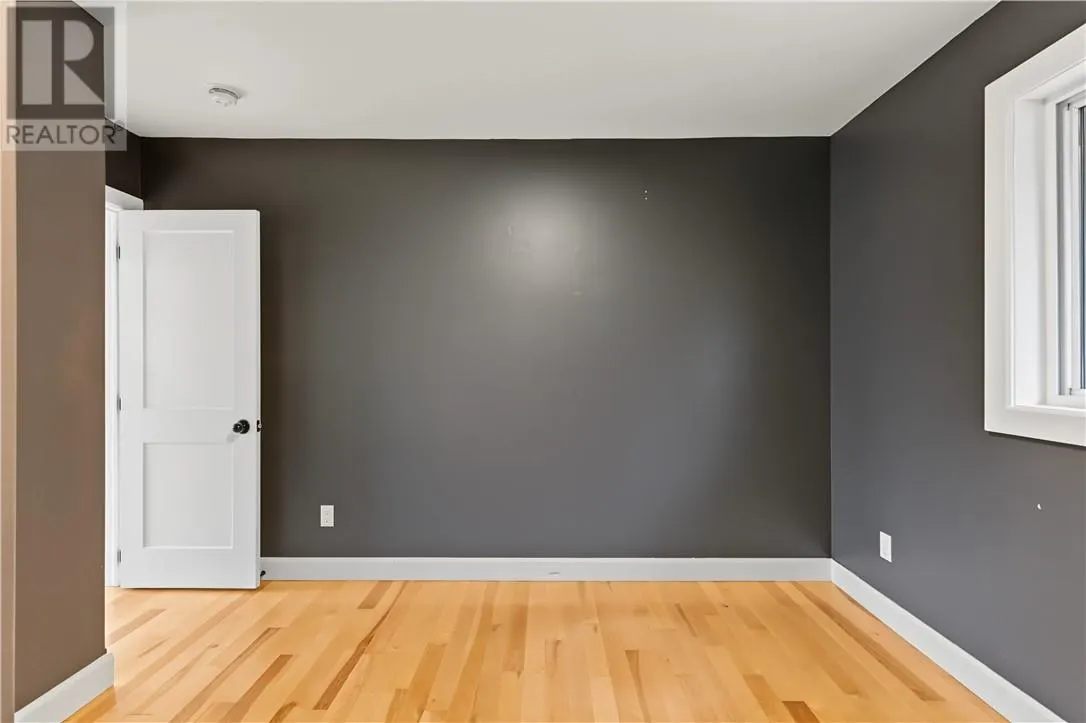 343 Sandra Boulevard