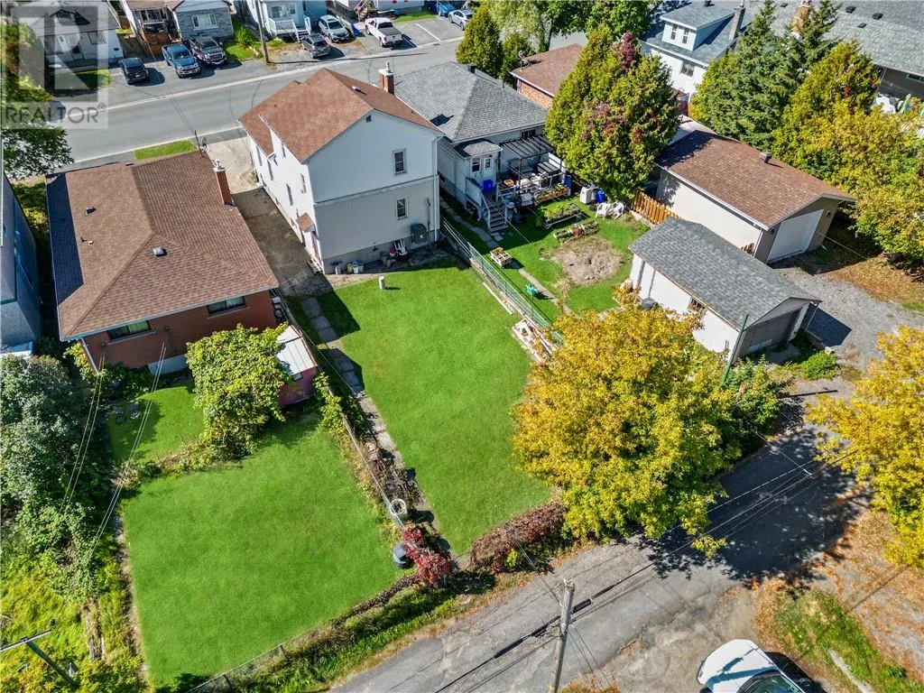 12 Gutcher Ave