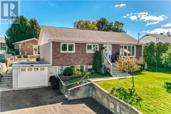 30 Fir St