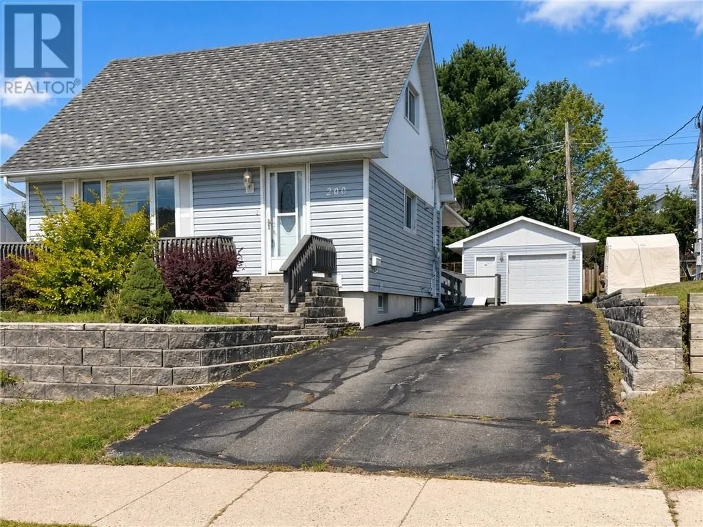 200 Hillside Drive South