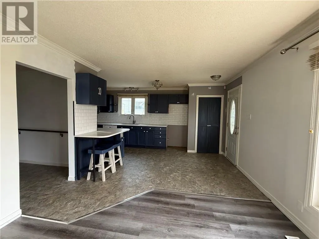200 Hillside Drive South