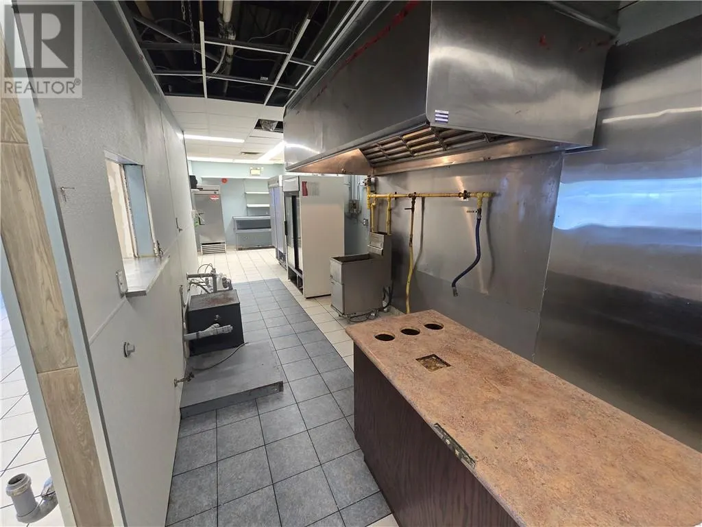 2009 Long Lake Road Unit# 104