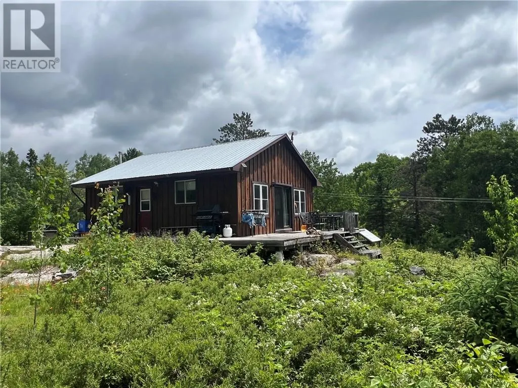 982 Musky Bay Road