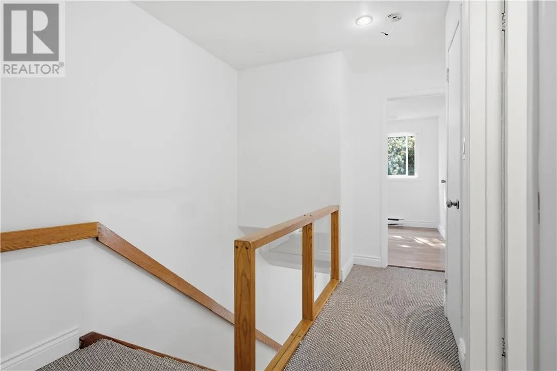 928 Beverly