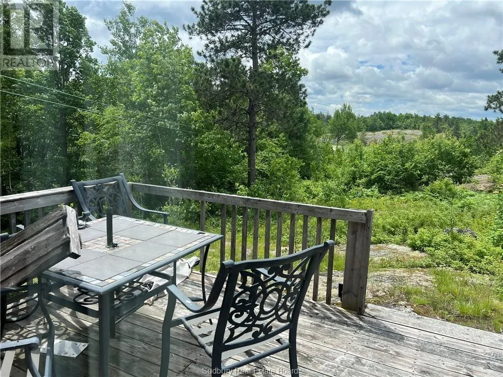 982 Musky Bay Road