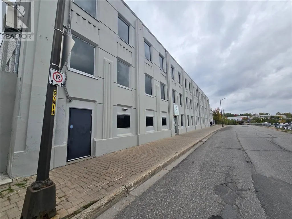 62 Frood Road Unit# 102