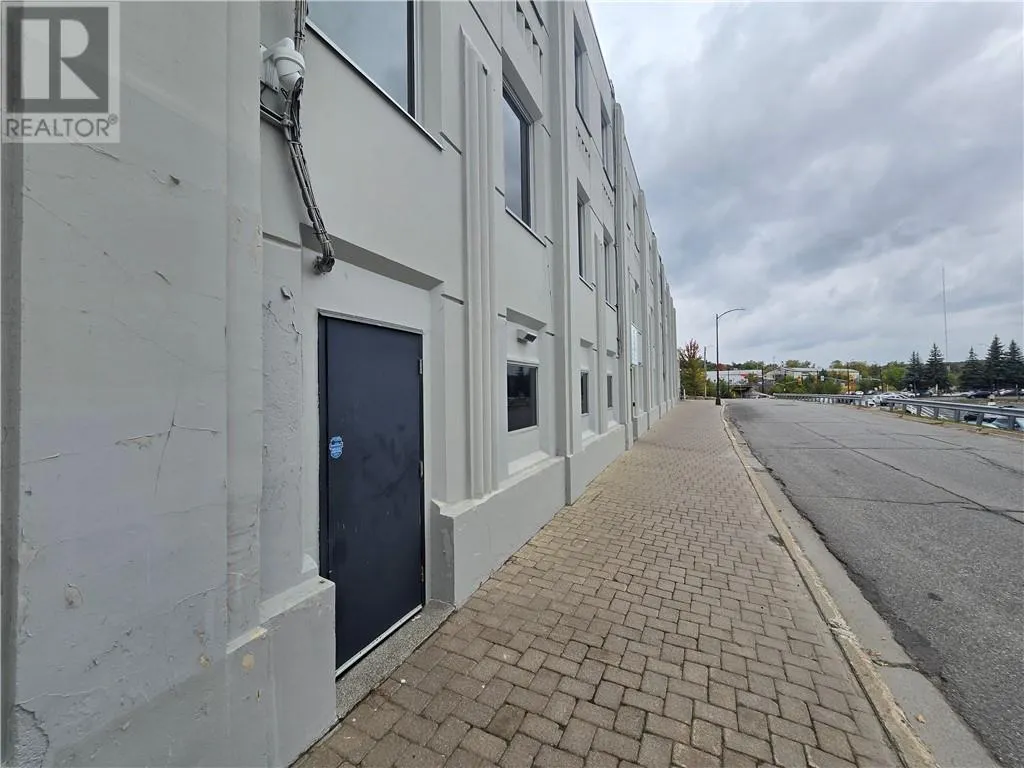 62 Frood Road Unit# 102