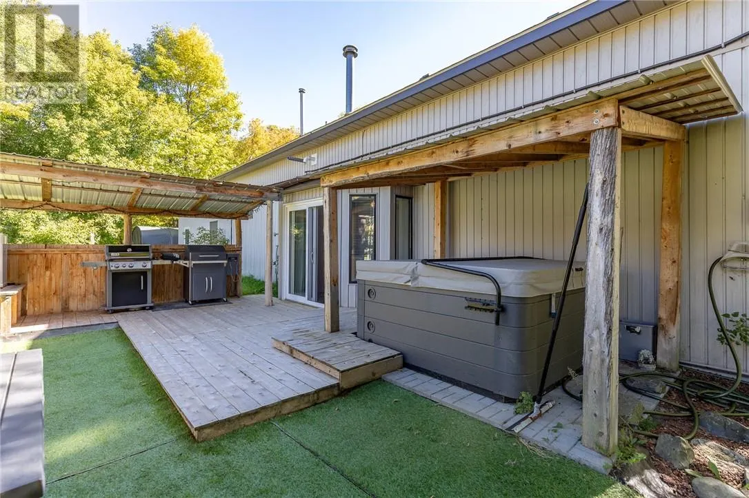 36 McIntyre Street