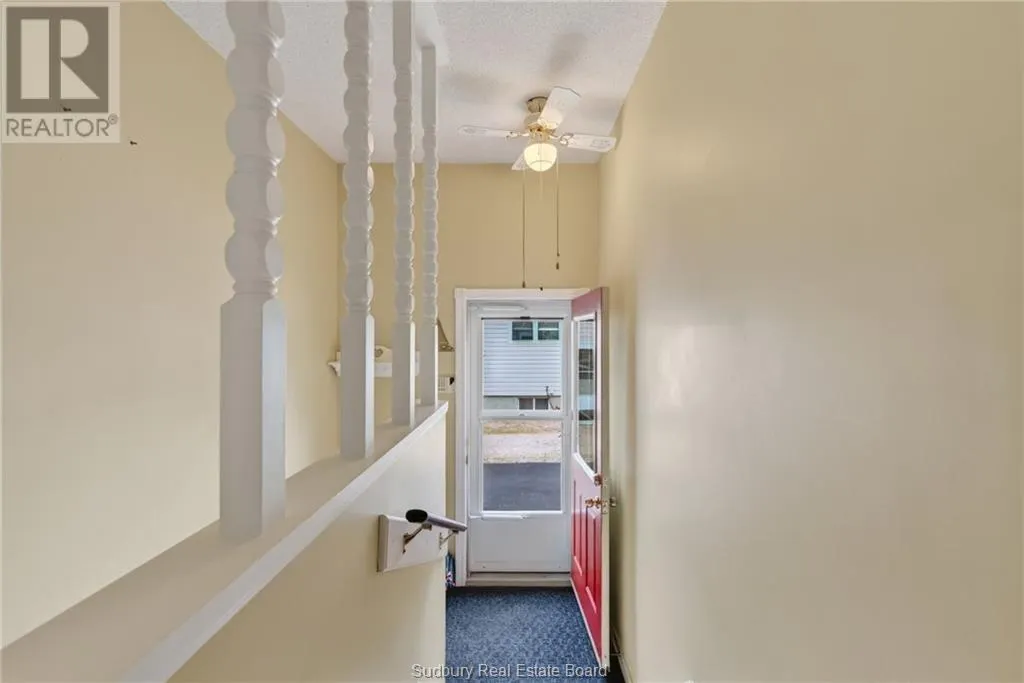 85 Ridgemount Avenue